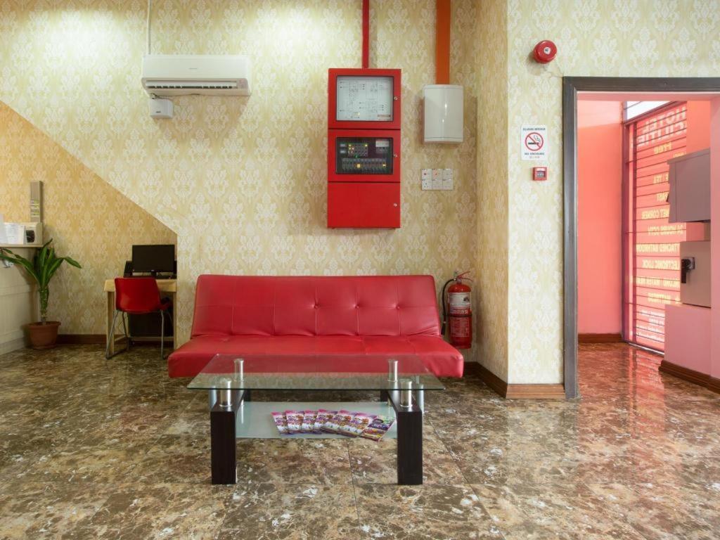 Hotel Zamburger Sungai Besi Kuala Lumpur Exterior photo